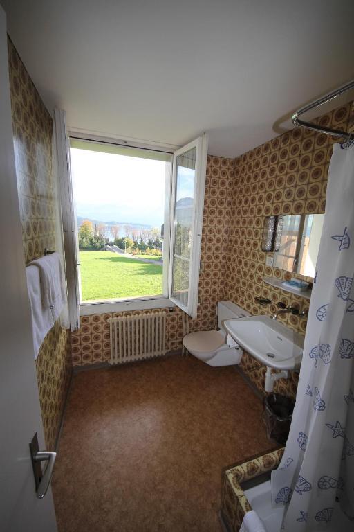 Gasthaus Zum Kreuz Meggen Oda fotoğraf