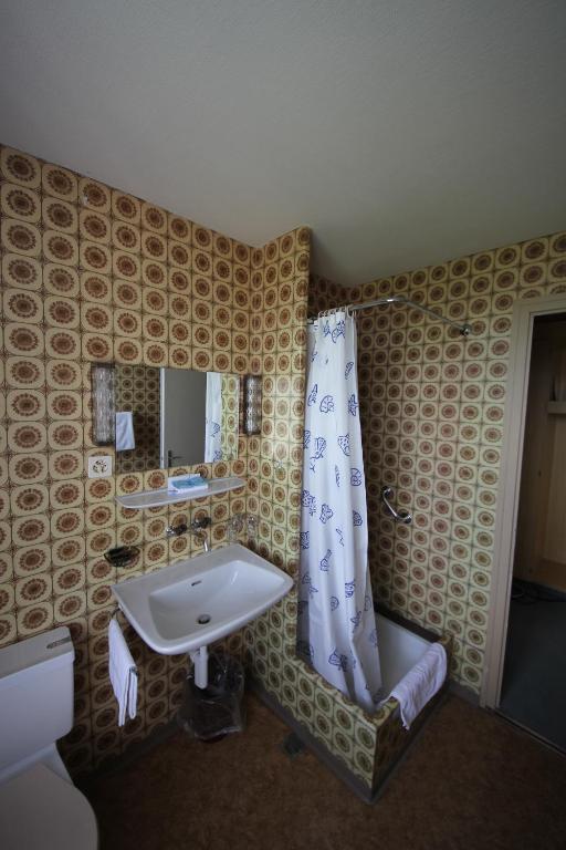 Gasthaus Zum Kreuz Meggen Dış mekan fotoğraf